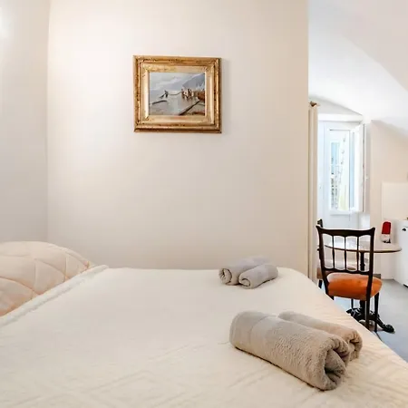 Raguso-cosy Elegant Hideaway